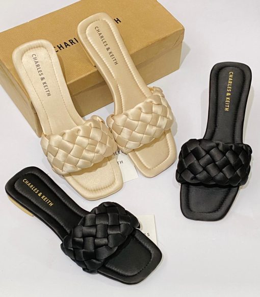 CHARLES & KEITH SLIPPERS
