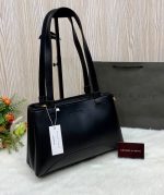 CHARLES & KEITH - Image 3