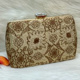 FANCY CLUTCH