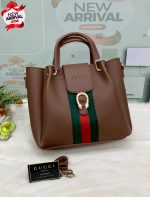 GUCCI Stylish Shoulder Bag - Image 5