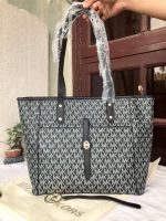 MK SIGNATURE TOTE BAG - Image 5