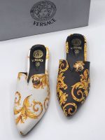 Versace pums