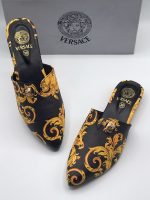Versace pums