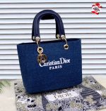 CHRISTIAN DIOR