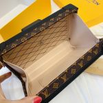 Louis vuitton Trunk