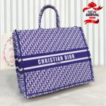 Charistian Dior Bag - Image 2