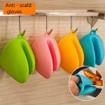 2Pc Silicone Heat Resistant Pot Holder - Image 4