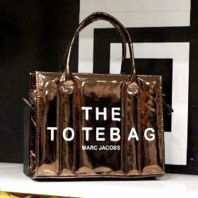 MARC JACOBS The totebag