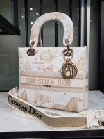 DIOR Medium Lady D-Lite Bag - Image 3