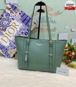 Christian Dior - Image 10