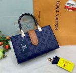 LOUIS VUITTON Hand Bag