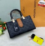 LOUIS VUITTON Hand Bag - Image 8