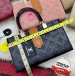 LOUIS VUITTON Hand Bag - Image 10