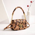 New High Quality Cow Leather CrossBody Bag For Girls - Image 8