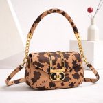 New High Quality Cow Leather CrossBody Bag For Girls - Image 7